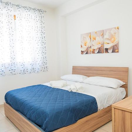 Free Parking Napoli Vista Mare Apartment Ngoại thất bức ảnh