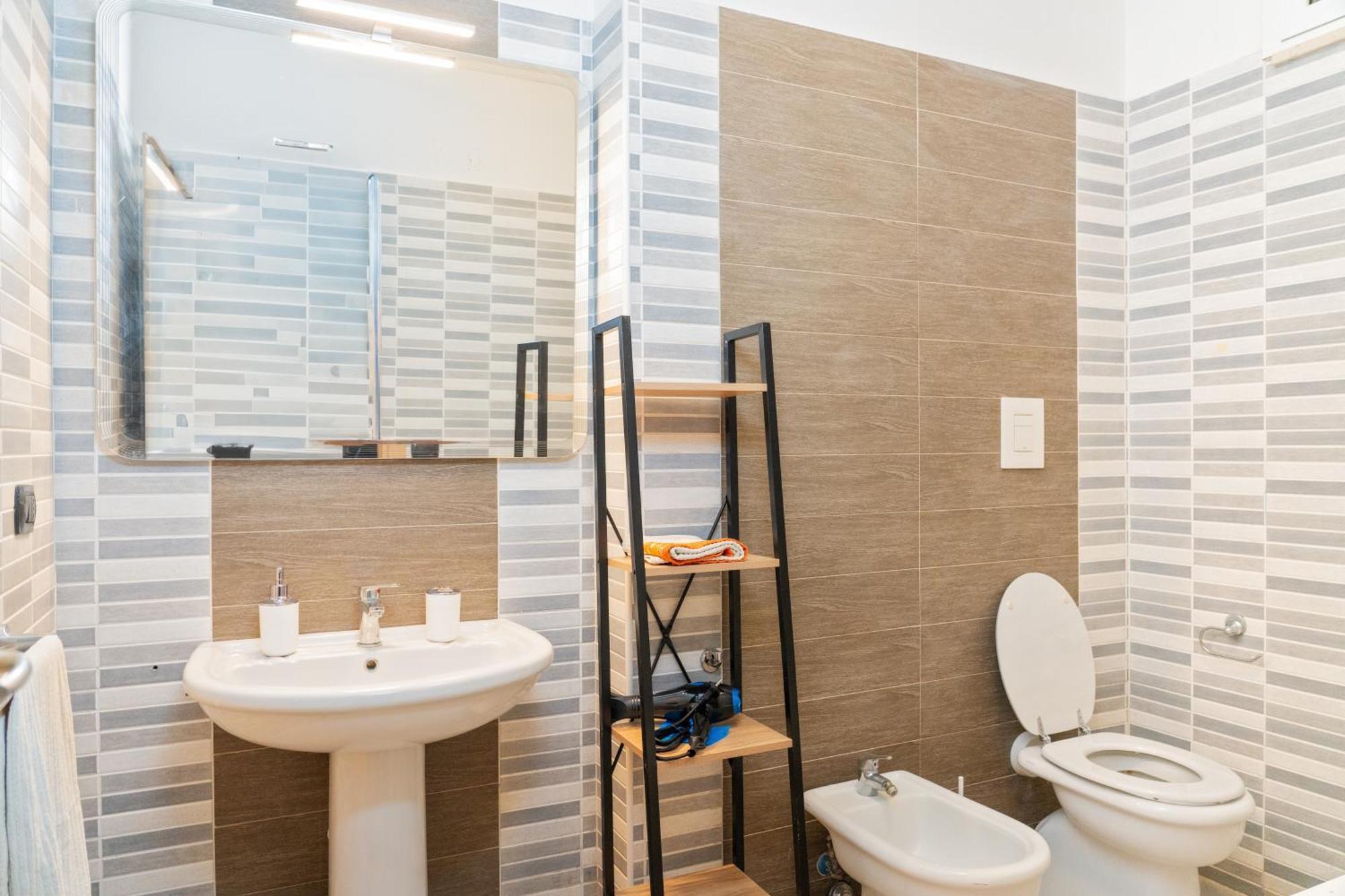 Free Parking Napoli Vista Mare Apartment Ngoại thất bức ảnh