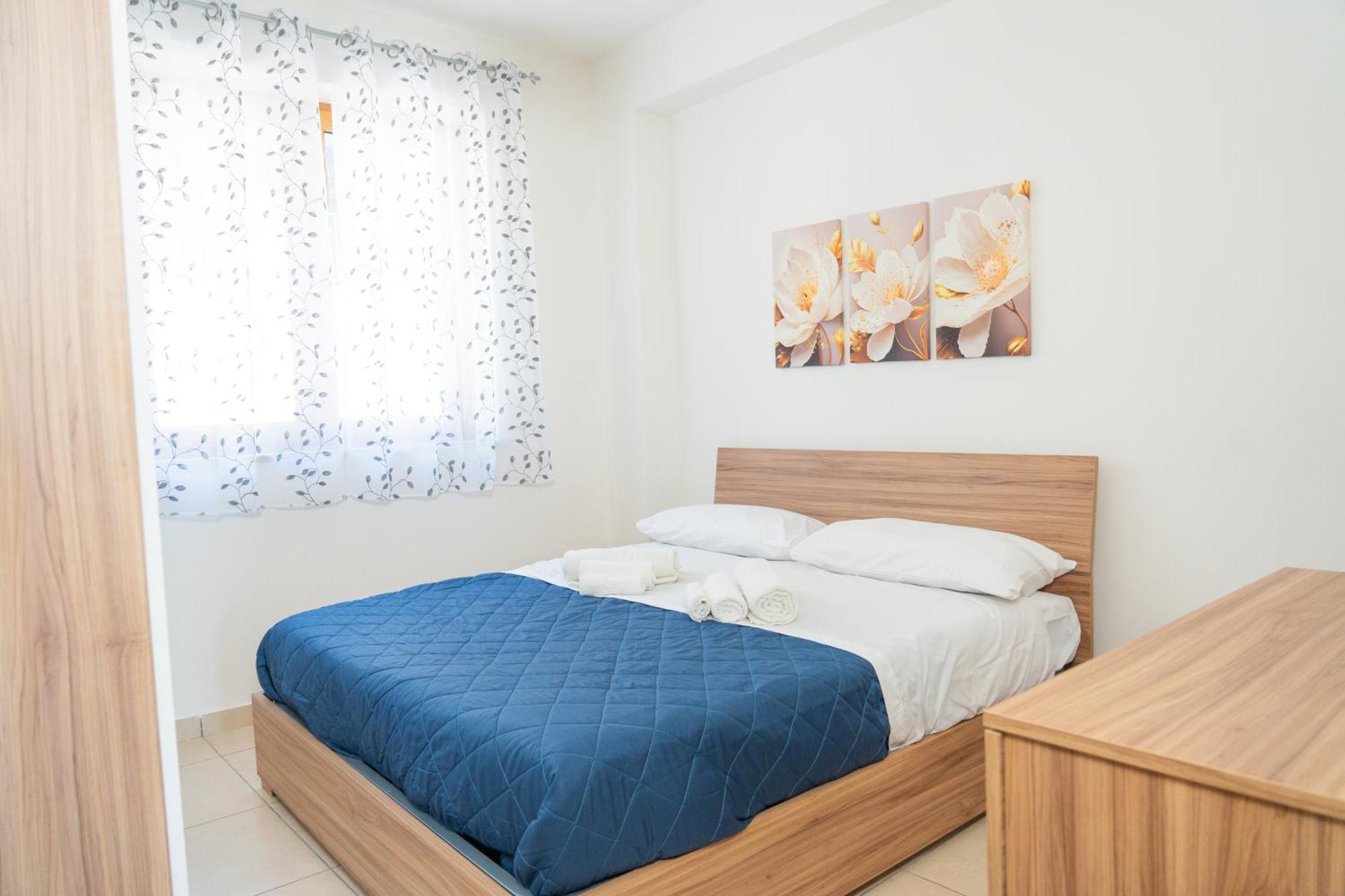 Free Parking Napoli Vista Mare Apartment Ngoại thất bức ảnh