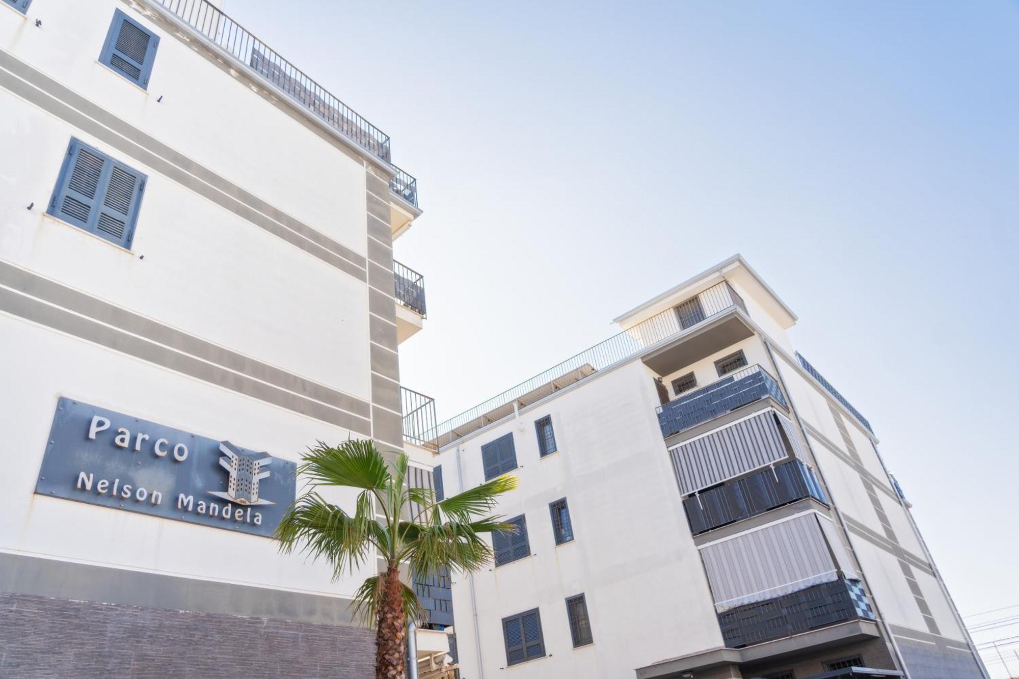 Free Parking Napoli Vista Mare Apartment Ngoại thất bức ảnh
